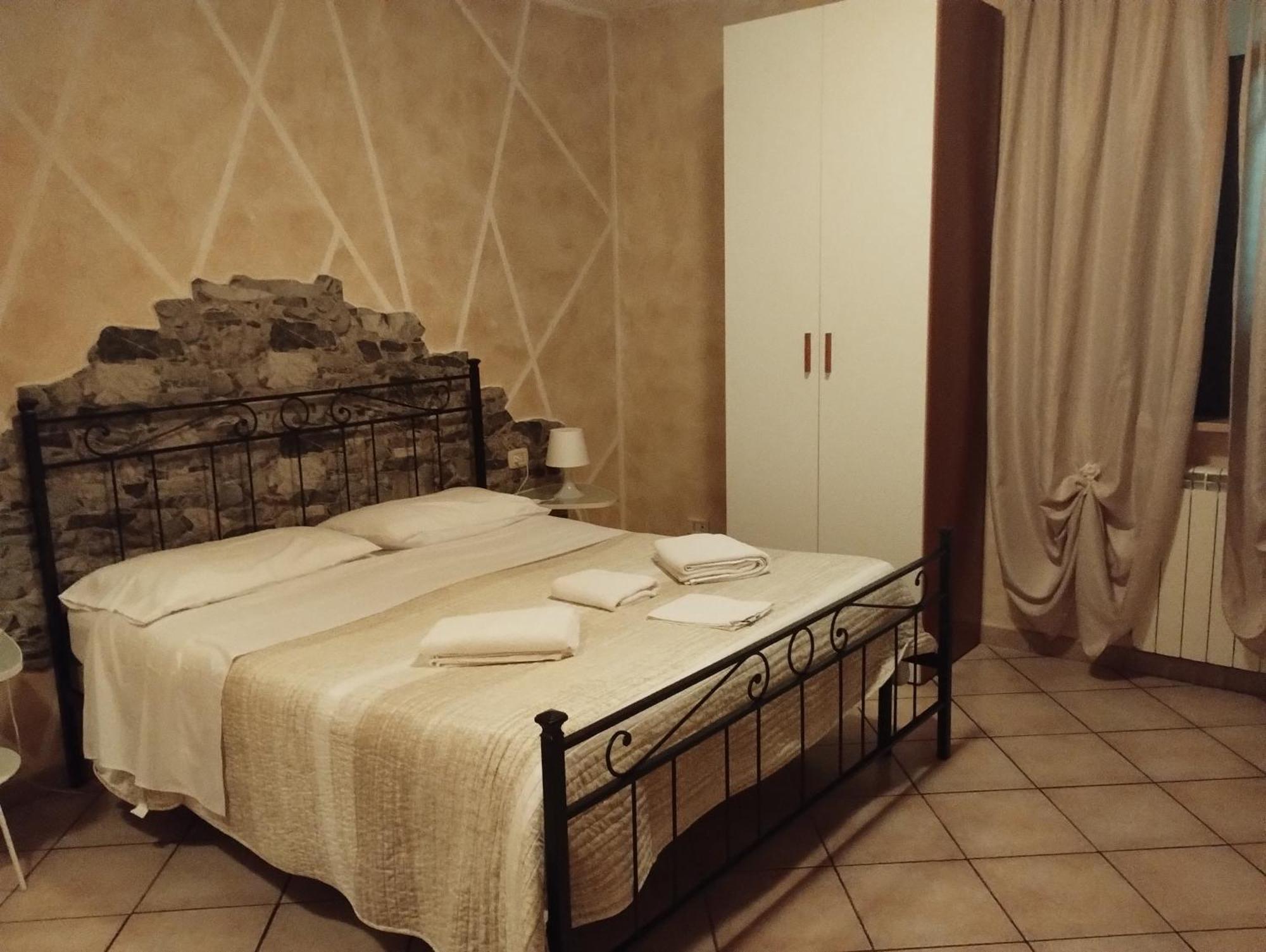 فالمونتوني B&B Ar Colle 2 المظهر الخارجي الصورة